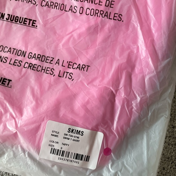 Skims TAFFY SWIM T-SHIRT - Picture 7 of 7